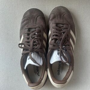 Women’s Adidas Gazelle